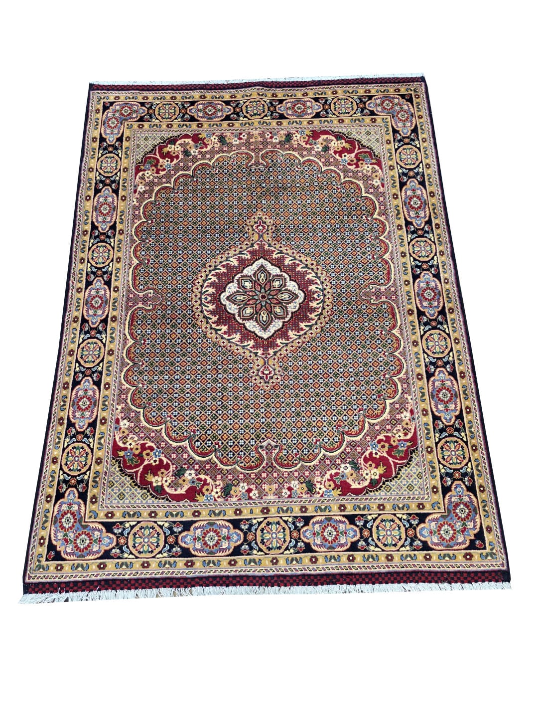 Royal Medallion Carpet 192 X 145 CM