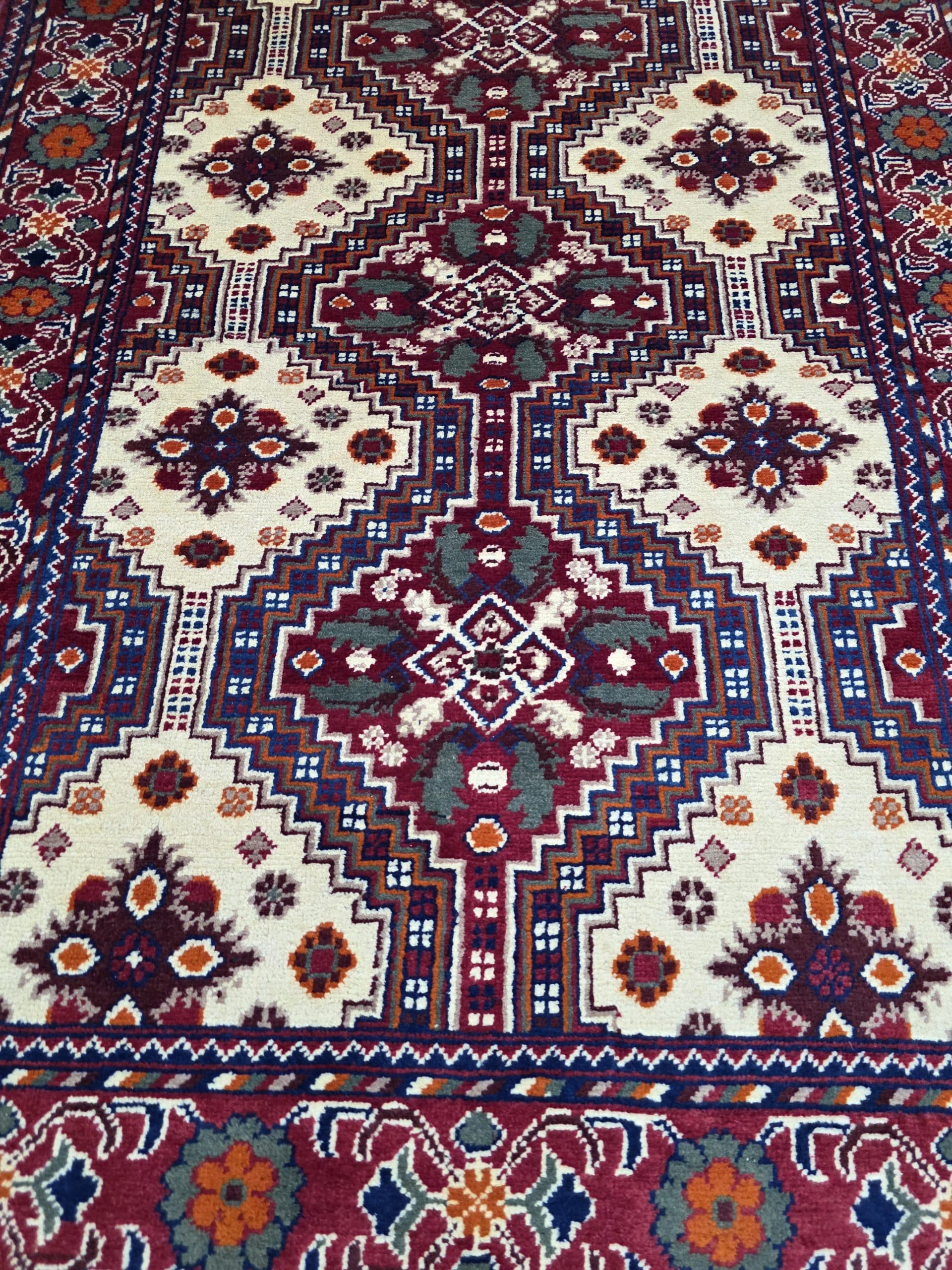 Desert Diamond Carpet 150 x 100 CM - Image 4