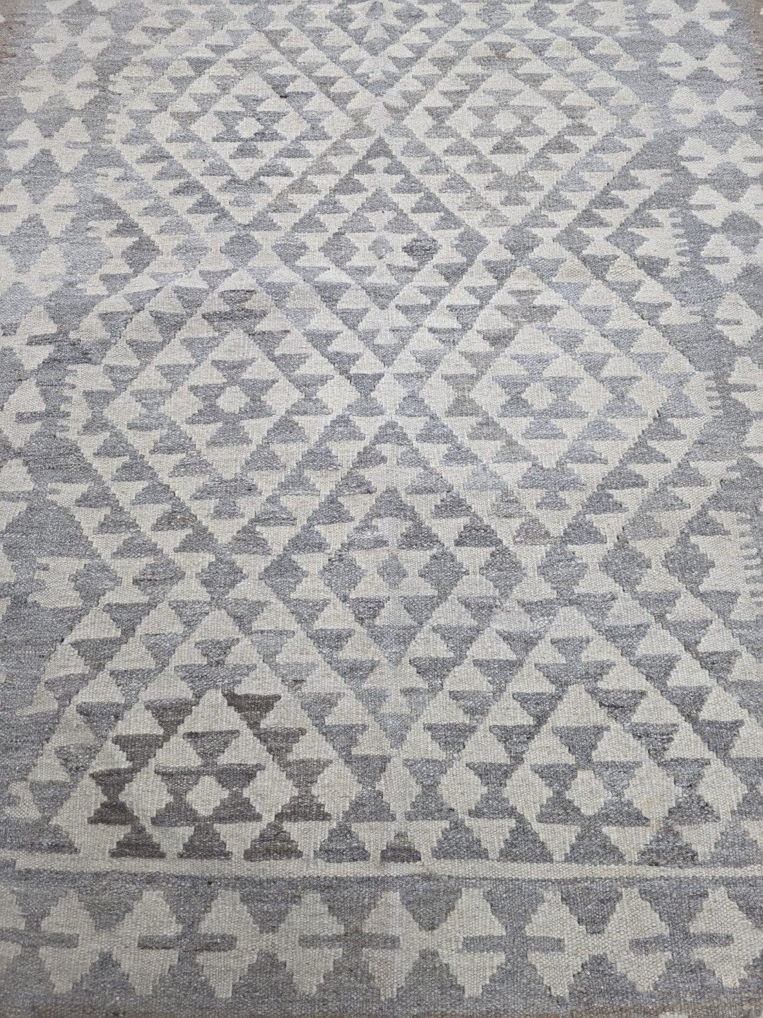 Faded Peak Kilim 176 x 124 CM - Image 3
