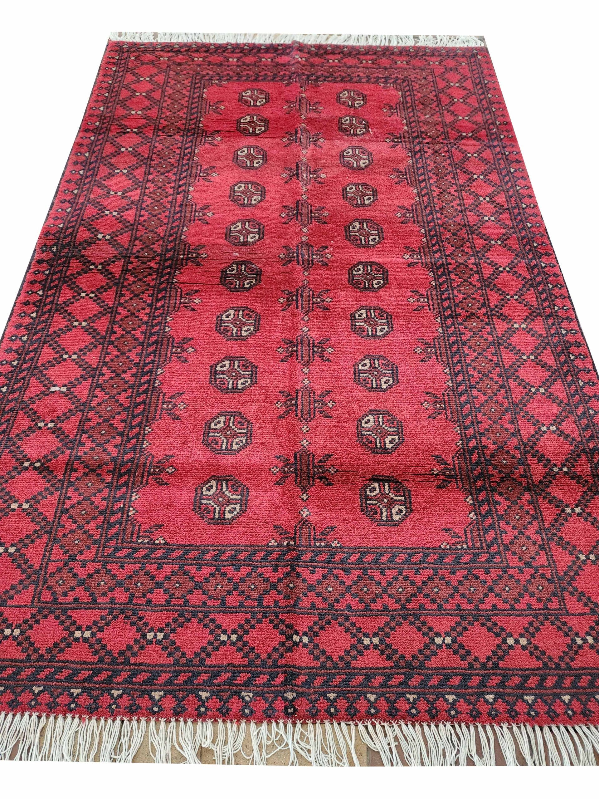 Heritage Carpet 182 x 118 CM - Image 3