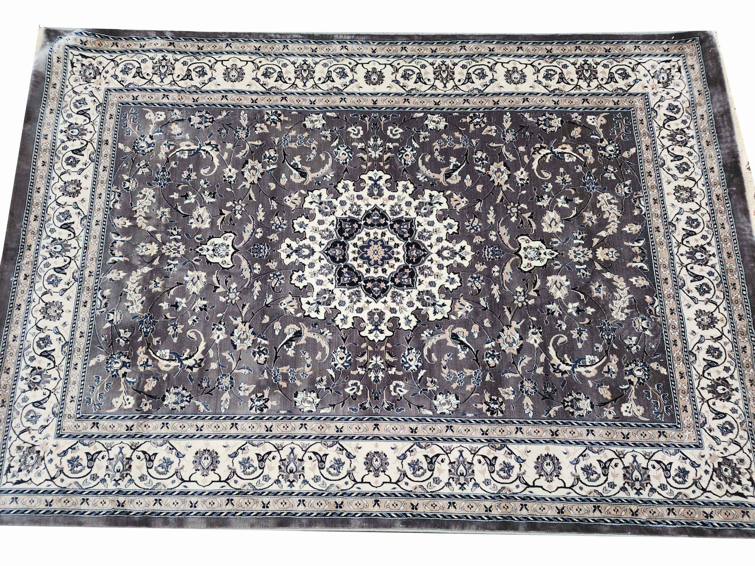 Ash Medallion Carpet 230 x 160 CM - Image 5