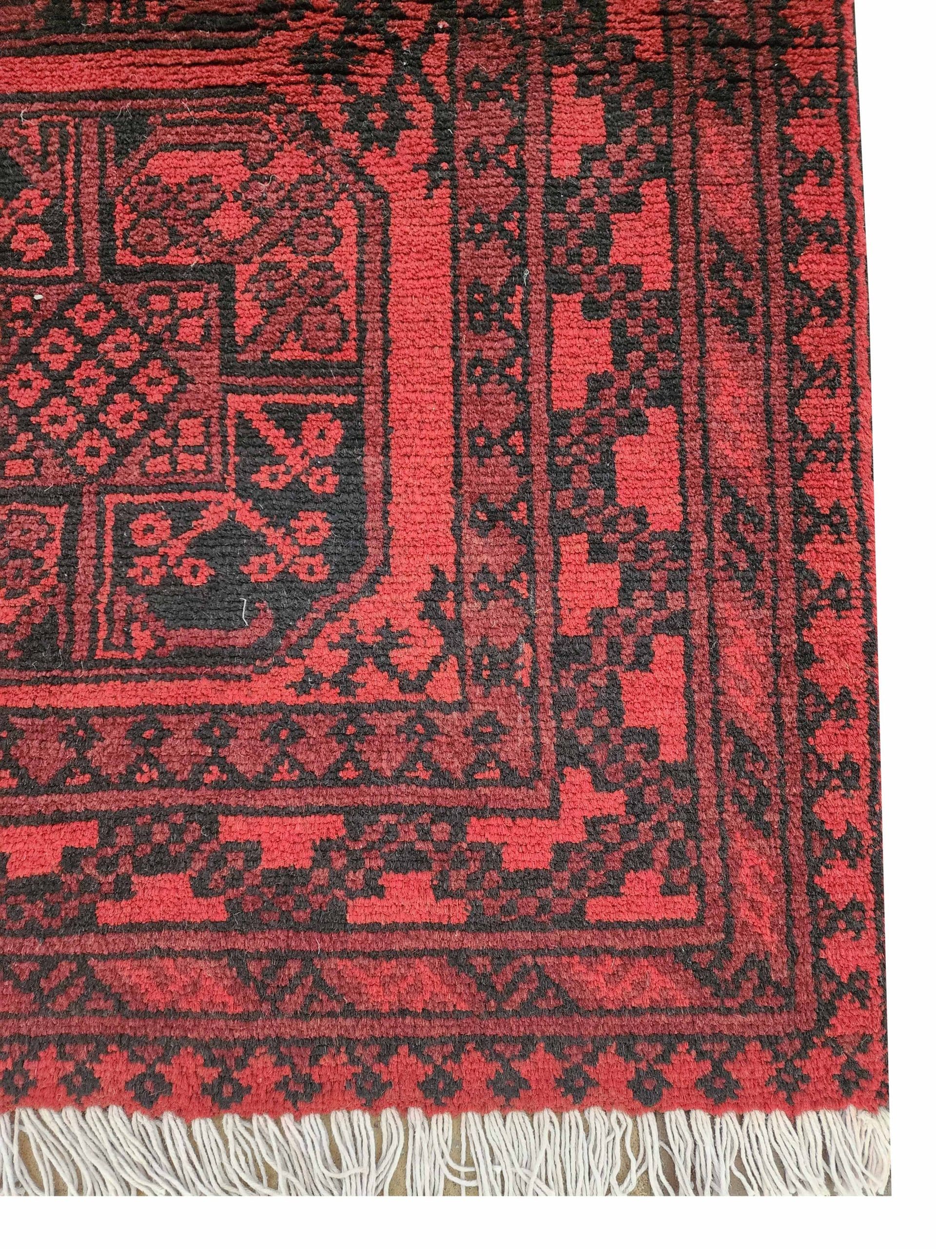 Crimson Medallion Carpet 121 x 79 CM - Image 2