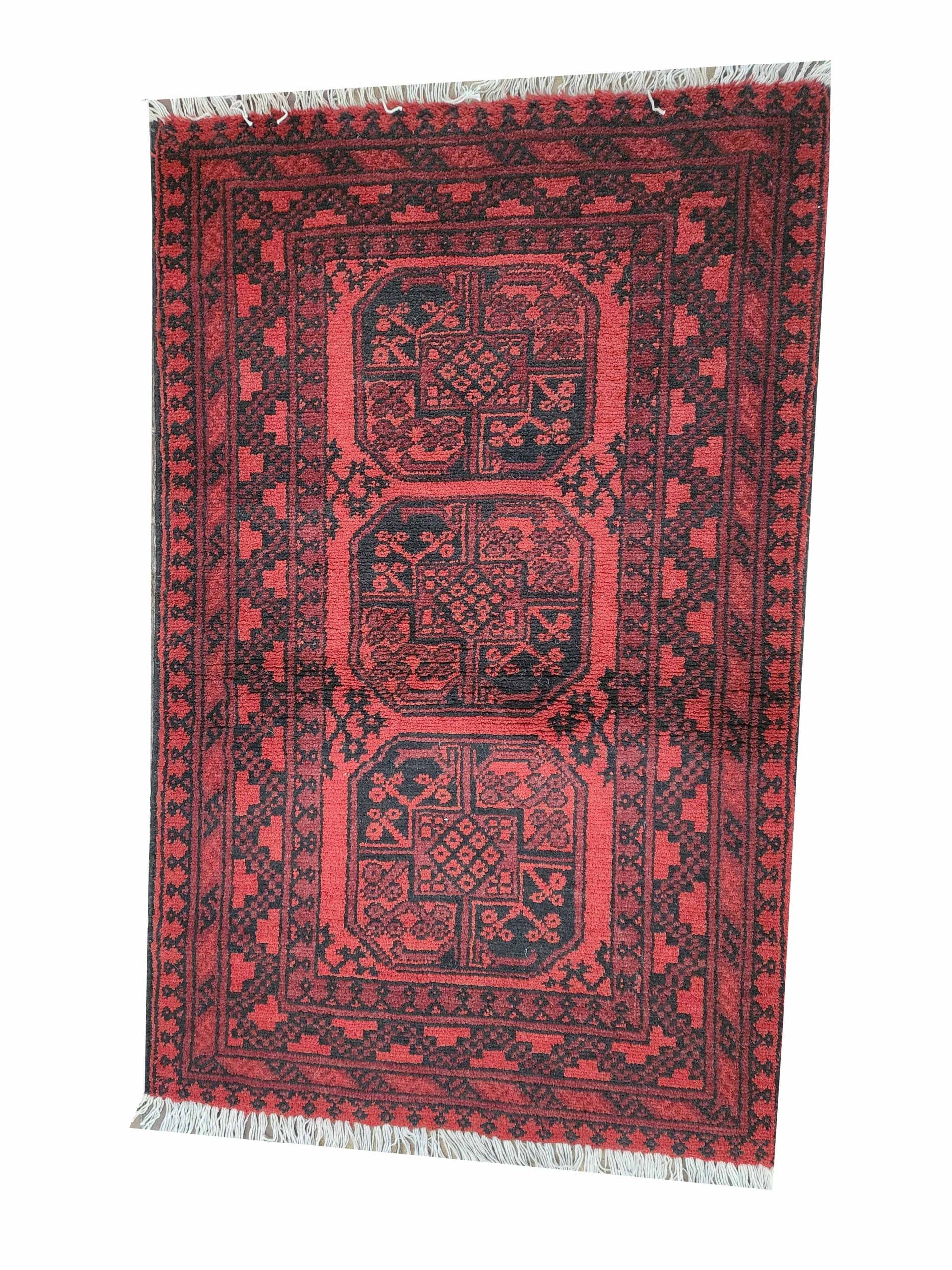 Crimson Medallion Carpet 121 x 79 CM - Image 3